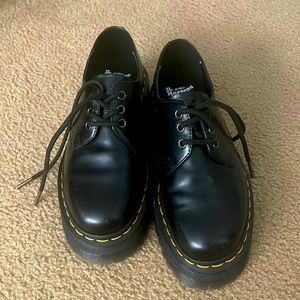 Doc martens size 7W